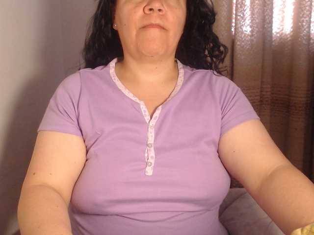 agathamiller live cam on BongaCams