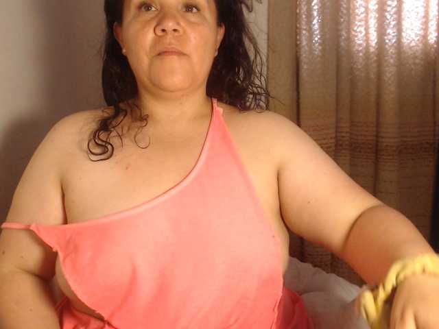agathamiller live cam on BongaCams
