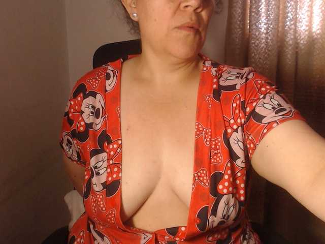 agathamiller live cam on BongaCams