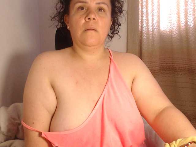 agathamiller live cam on BongaCams