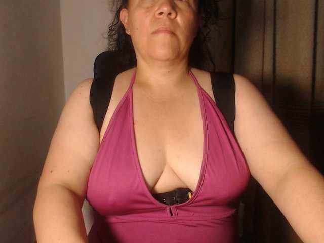 agathamiller live cam on BongaCams