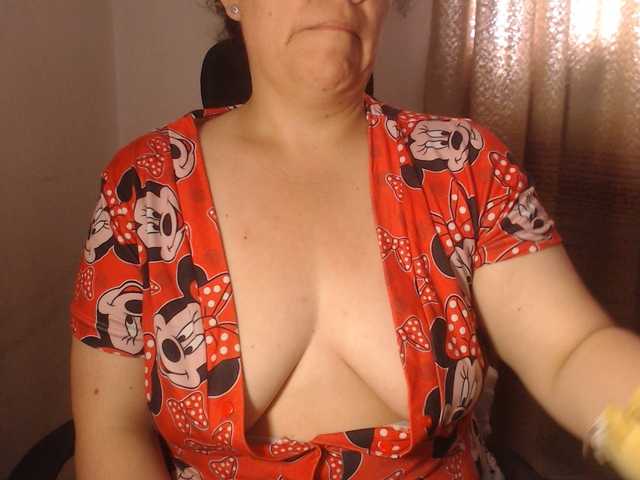agathamiller live cam on BongaCams