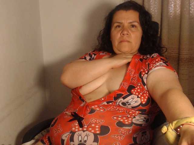 agathamiller live cam on BongaCams