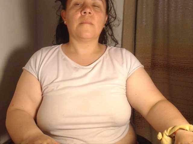 agathamiller live cam on BongaCams