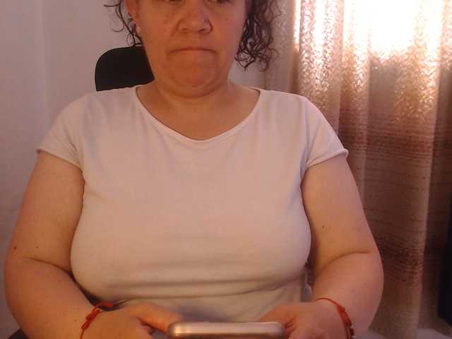agathamiller live cam on BongaCams