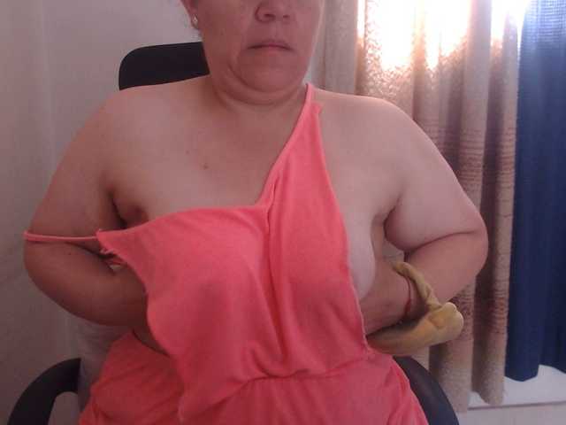agathamiller live cam on BongaCams