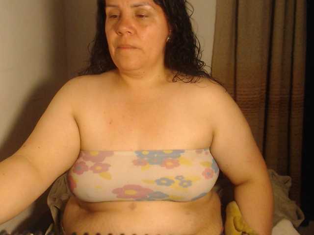 agathamiller live cam on BongaCams