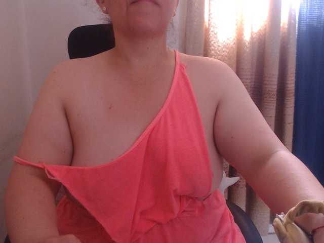 agathamiller live cam on BongaCams