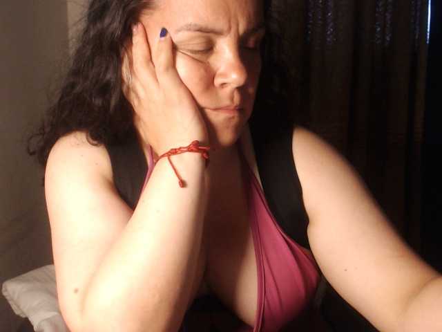 agathamiller live cam on BongaCams
