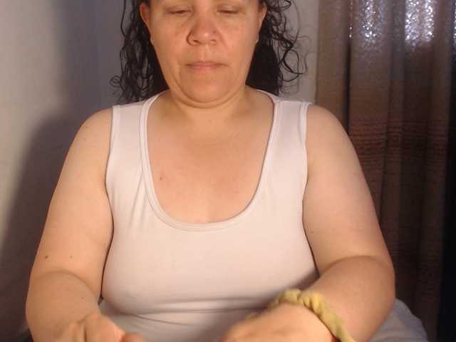 agathamiller live webcam show
