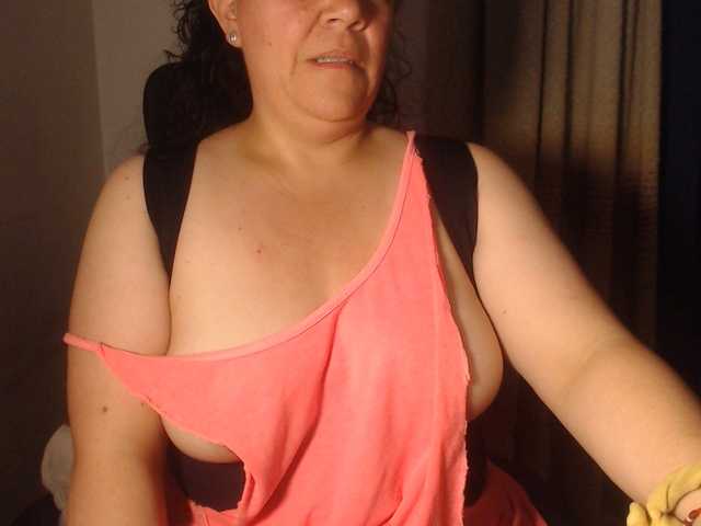 agathamiller live cam on BongaCams