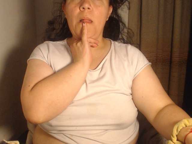 agathamiller live cam on BongaCams