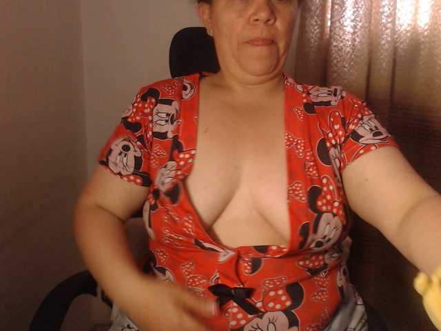 agathamiller live cam on BongaCams