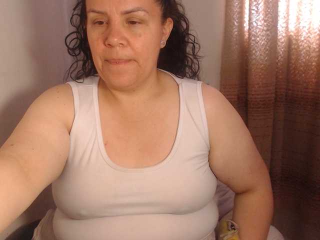 agathamiller live webcam show