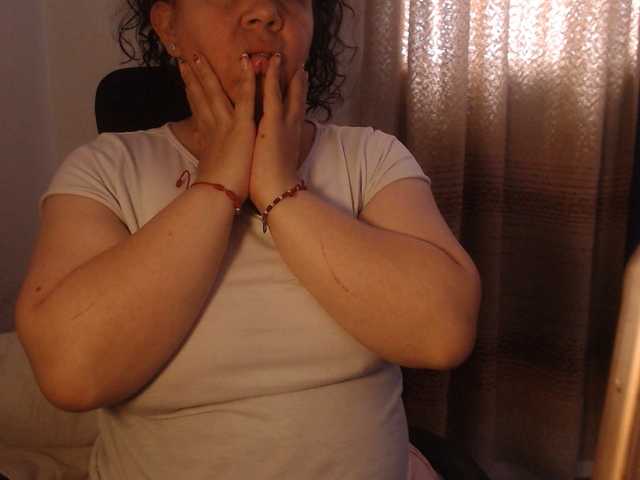 agathamiller live cam on BongaCams