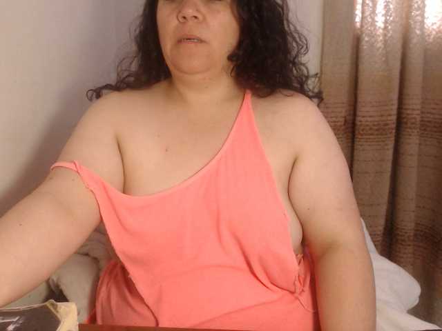 agathamiller live cam on BongaCams