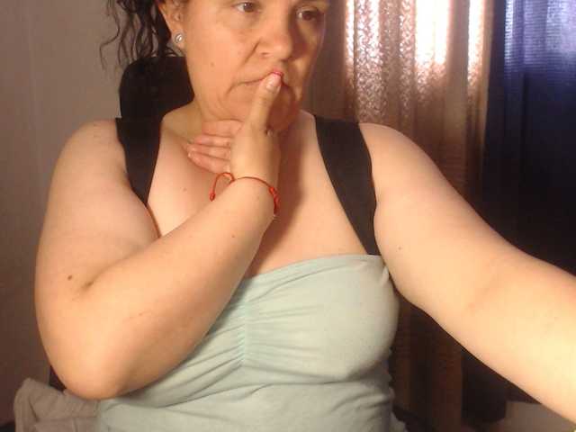 agathamiller live cam on BongaCams