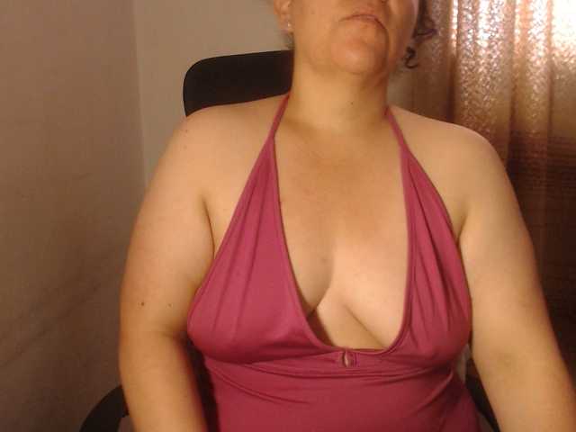 agathamiller live cam