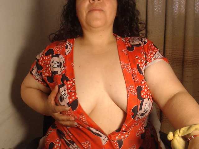 agathamiller live cam on BongaCams