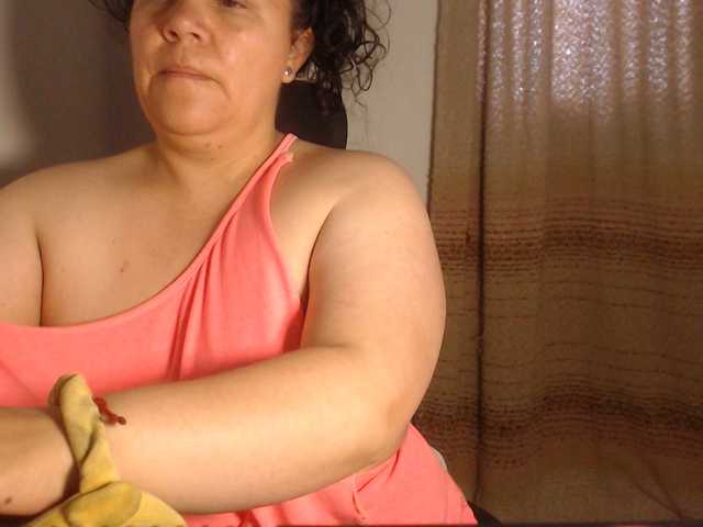 agathamiller live cam on BongaCams