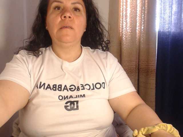 agathamiller live cam on BongaCams