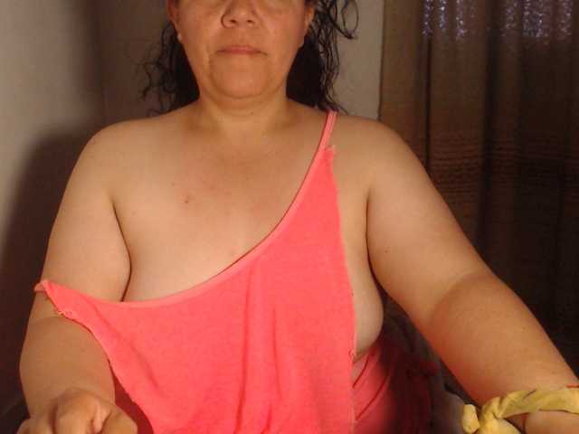 agathamiller live cam on BongaCams