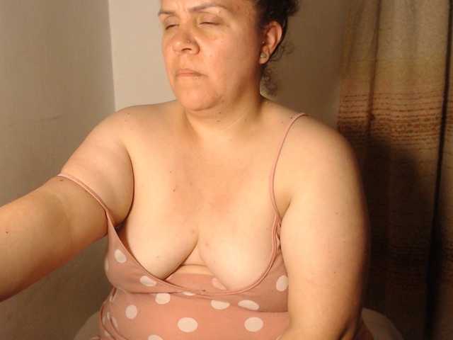 agathamiller's BongaCams show and profile