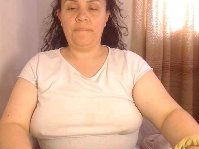 agathamiller live cam on BongaCams