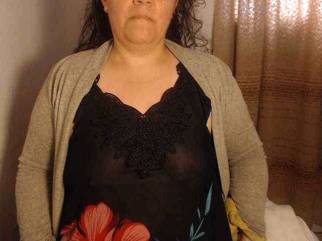 agathamiller live cam on BongaCams