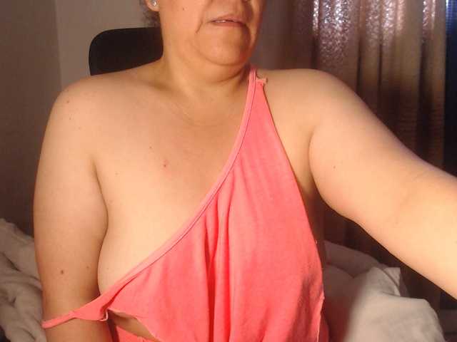 agathamiller live cam on BongaCams