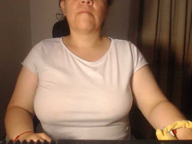 agathamiller live cam on BongaCams