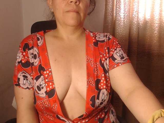 agathamiller live cam on BongaCams