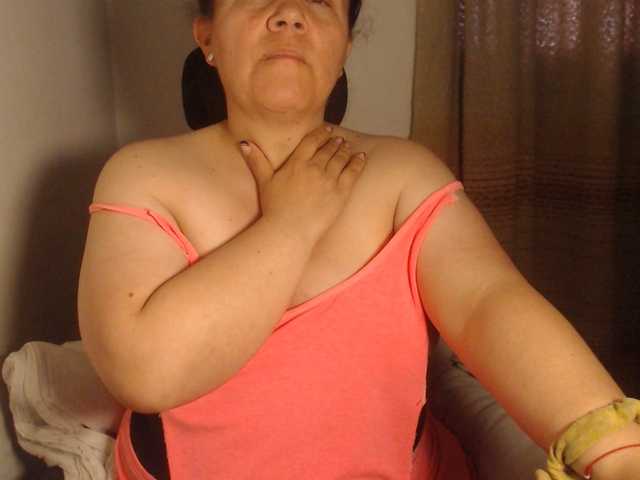 agathamiller live cam on BongaCams