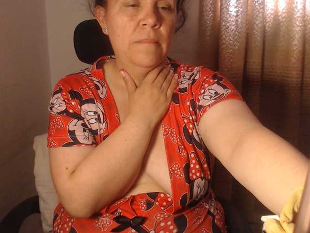agathamiller live cam on BongaCams