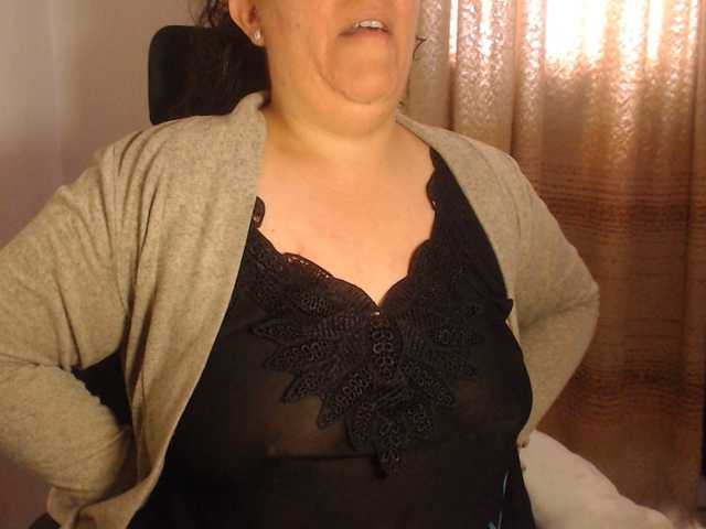agathamiller live cam on BongaCams