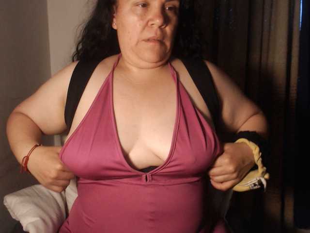 agathamiller live cam on BongaCams