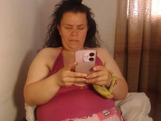 agathamiller live cam on BongaCams