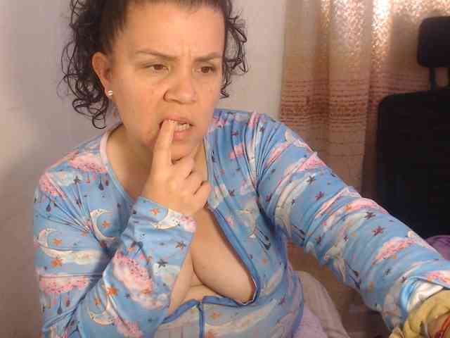 agathamiller webcam