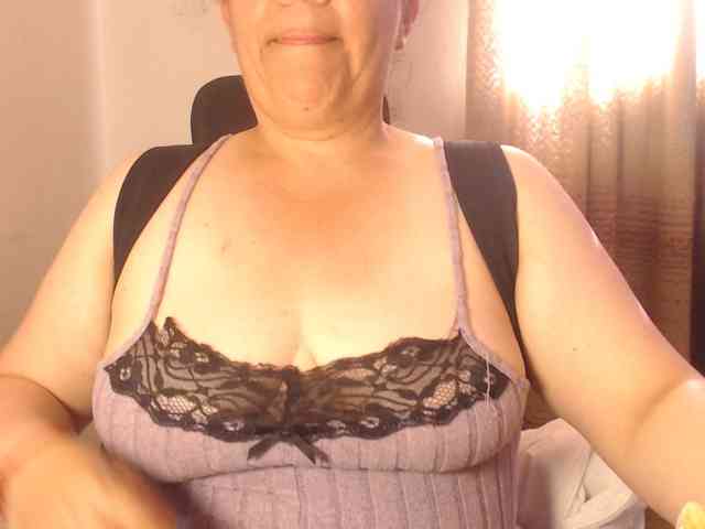 agathamiller's webcam live show