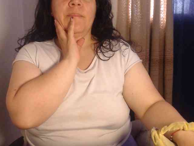 Modelo: agathamiller