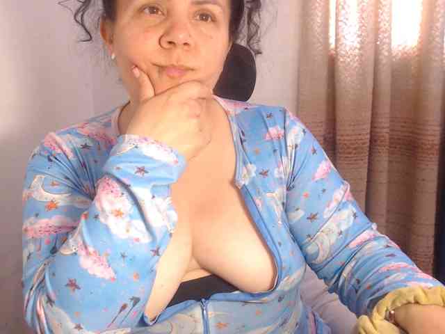 agathamiller webcam