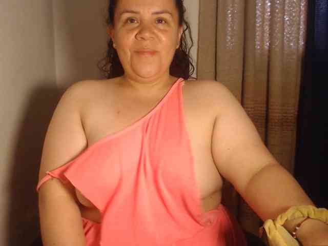 Modelo: agathamiller