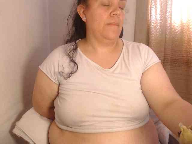 agathamiller Live Webcam on BongaCams
