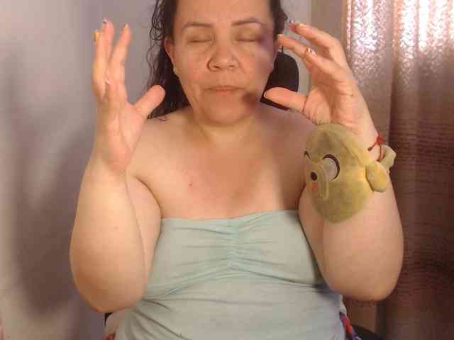 agathamiller webcam