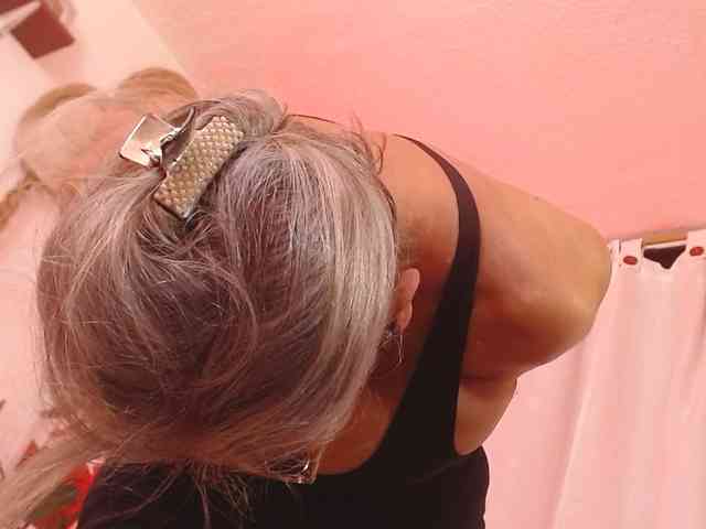 StunningLady webcam