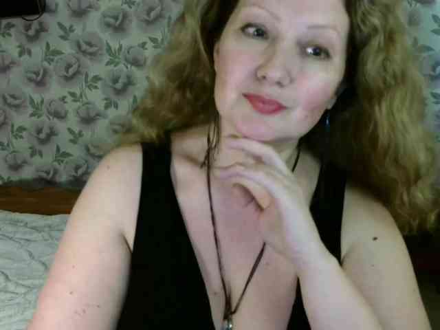 arialust Live Webcam on BongaCams