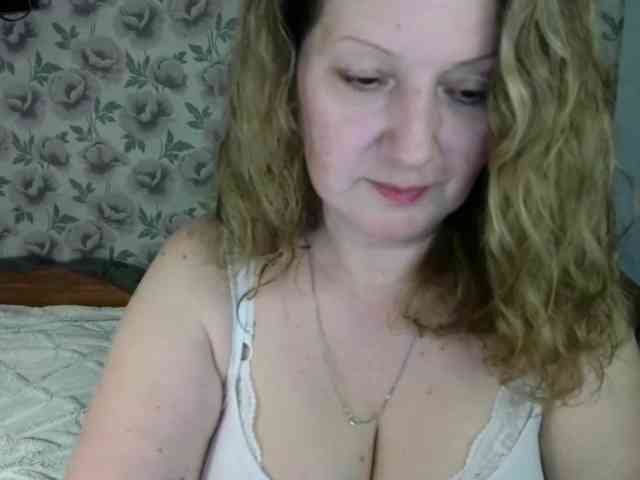 AriaLust webcam