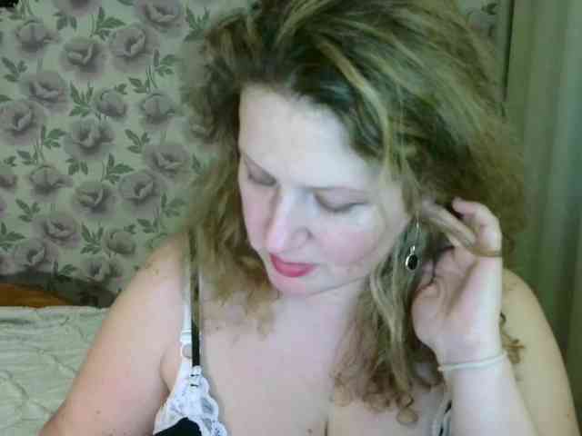 AriaLust webcam