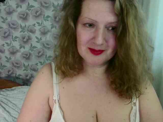 AriaLust webcam