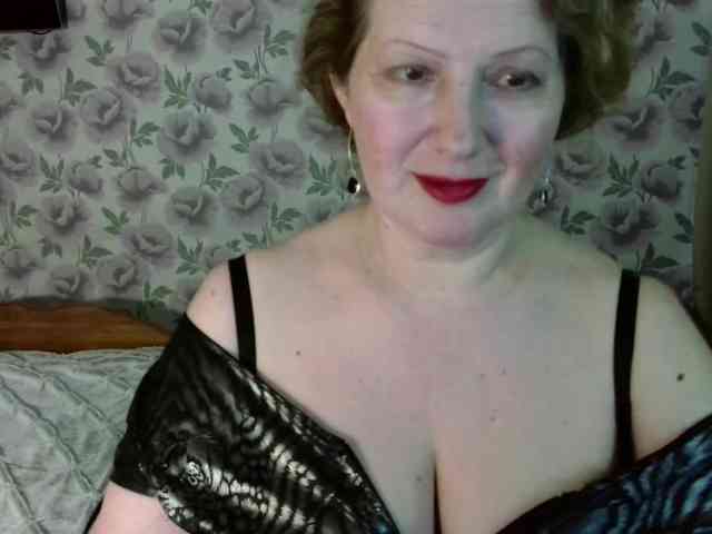 AriaLust webcam